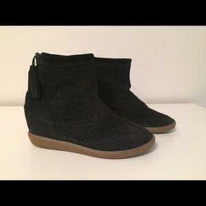 FLASH SALE: Isabel Marant Beslay hidden wedge boot